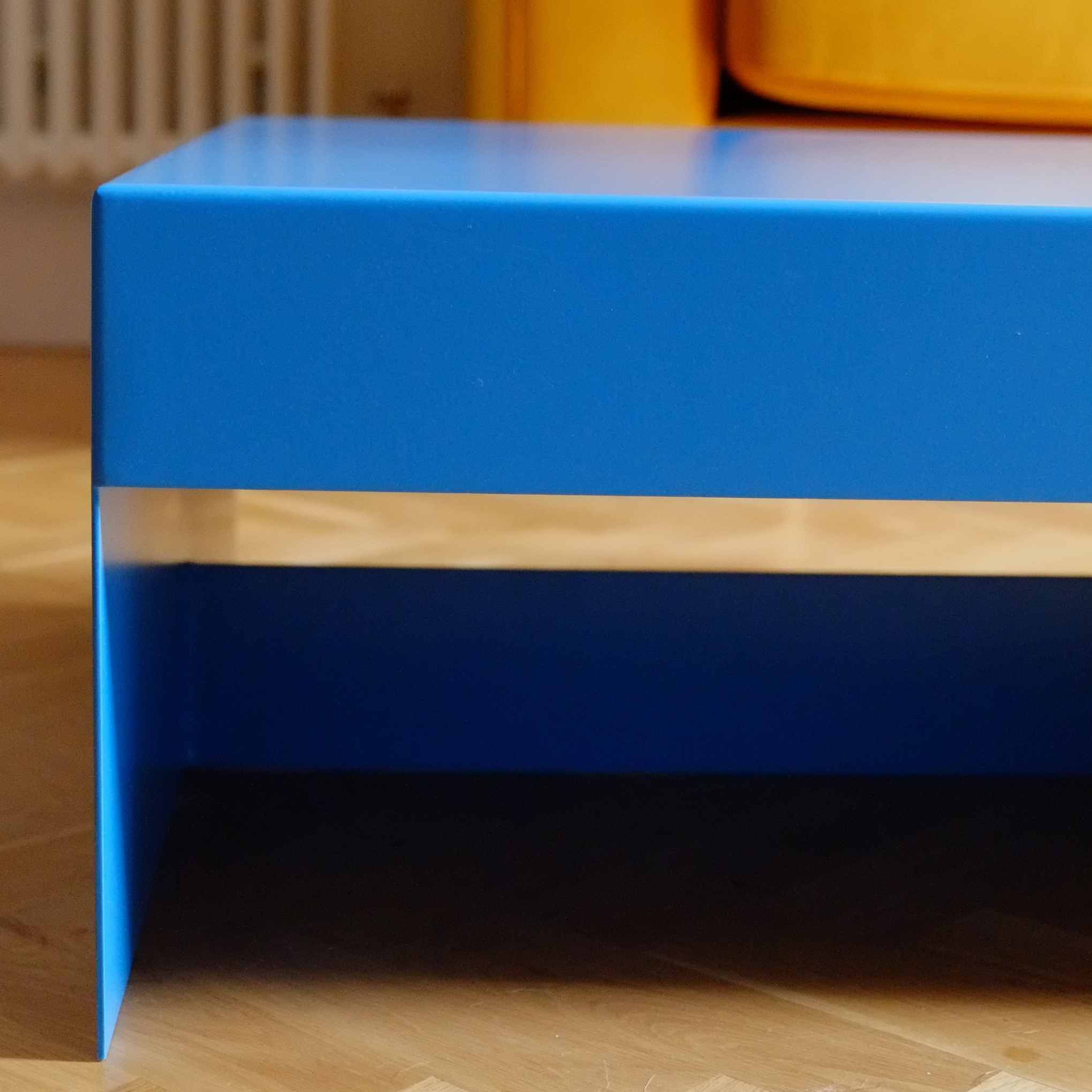 Single Form Coffee Table